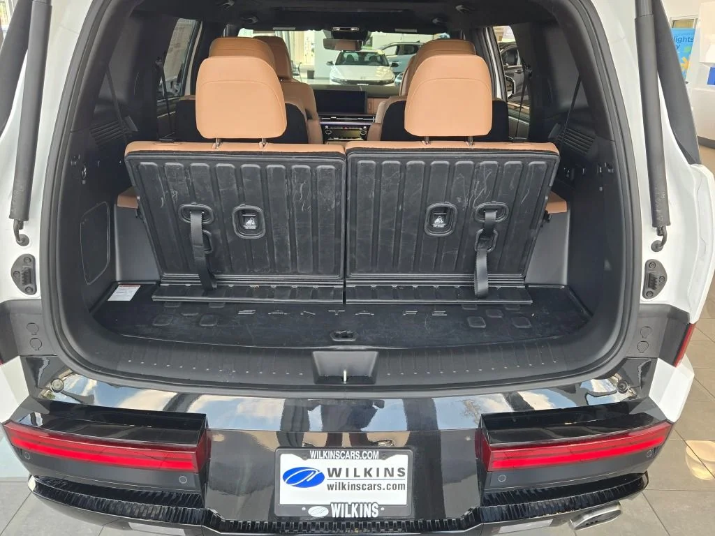 Used 2026 White Hyundai Calligraphy image 15