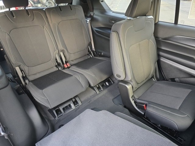 New 2026 Velvet Red Pearl-Coat Exterior Paint Jeep Laredo image 33