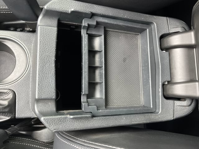 Used 2018 Crystal White Pearl Subaru 2.0XT Premium image 27