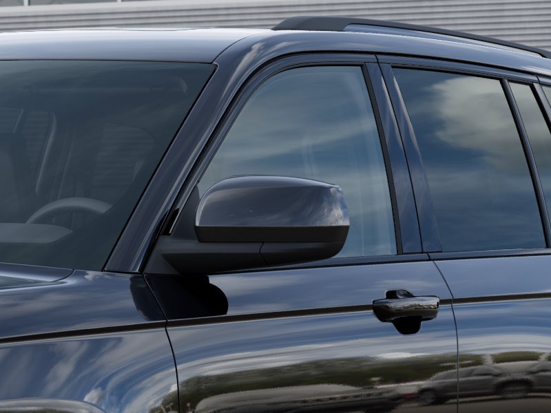 New 2027 High-Gloss Black Paint Jeep Laredo X image 12