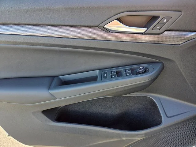 New 2026 Silver Volkswagen 2.0T SE image 10