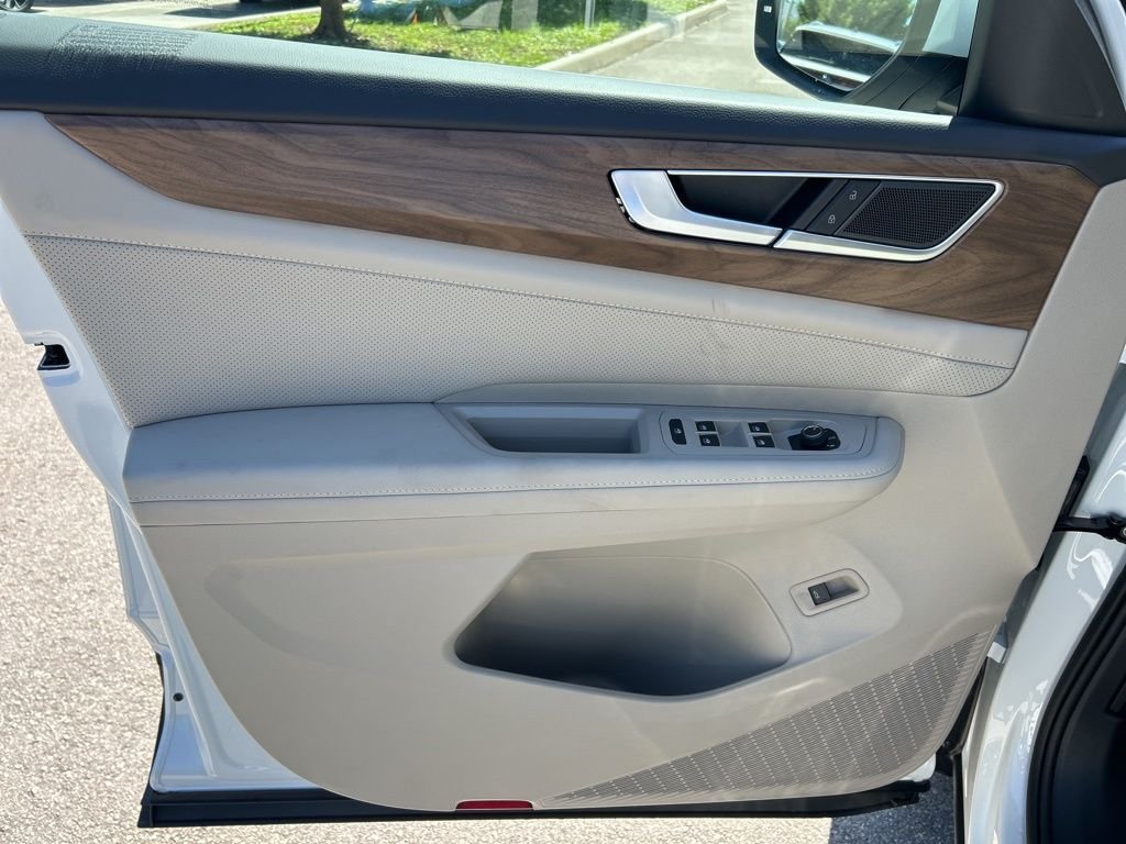 2026 Volkswagen Atlas SE w/Tech - Photo 11