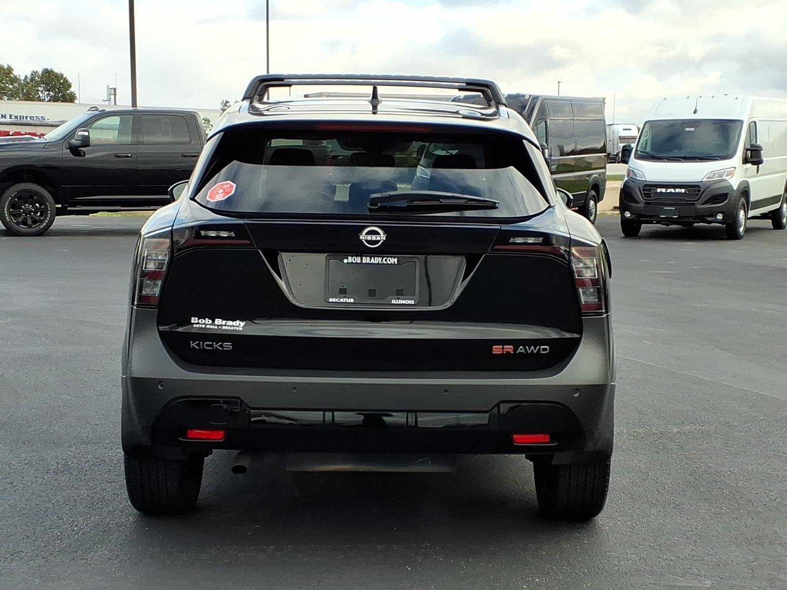 2026 Nissan KICKS SR AWD - Photo 13