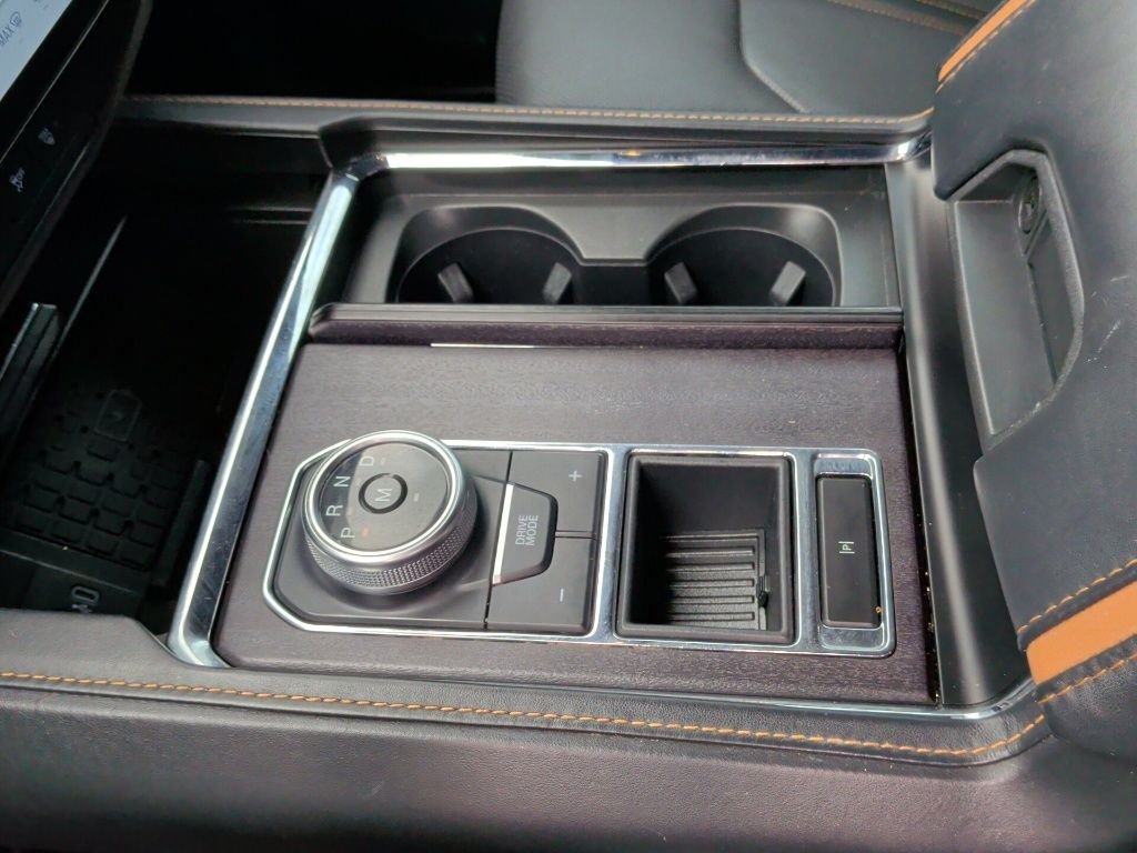 Used 2022 White Ford Platinum image 35