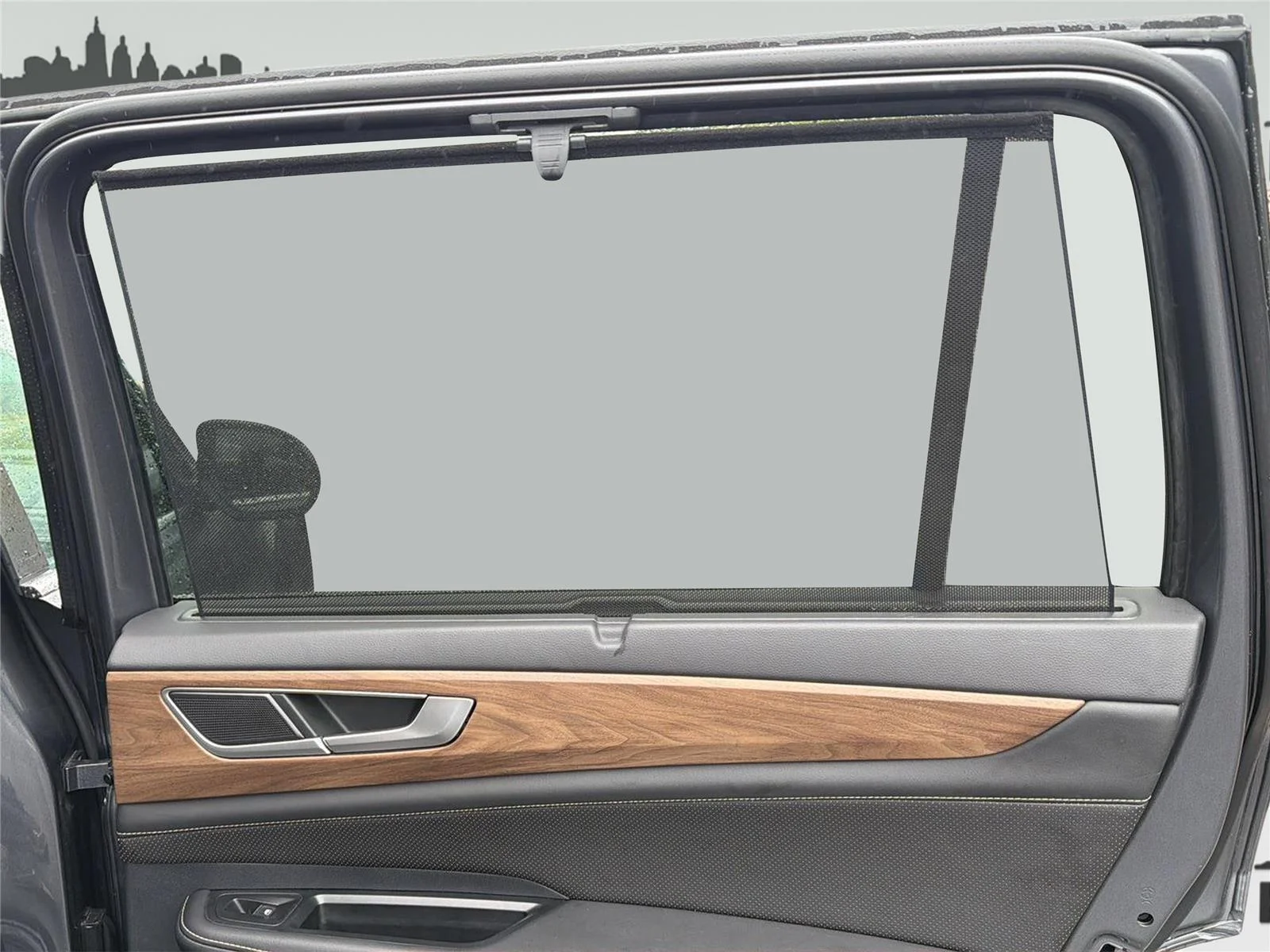 2025 Volkswagen Atlas SE w/Tech - Photo 36