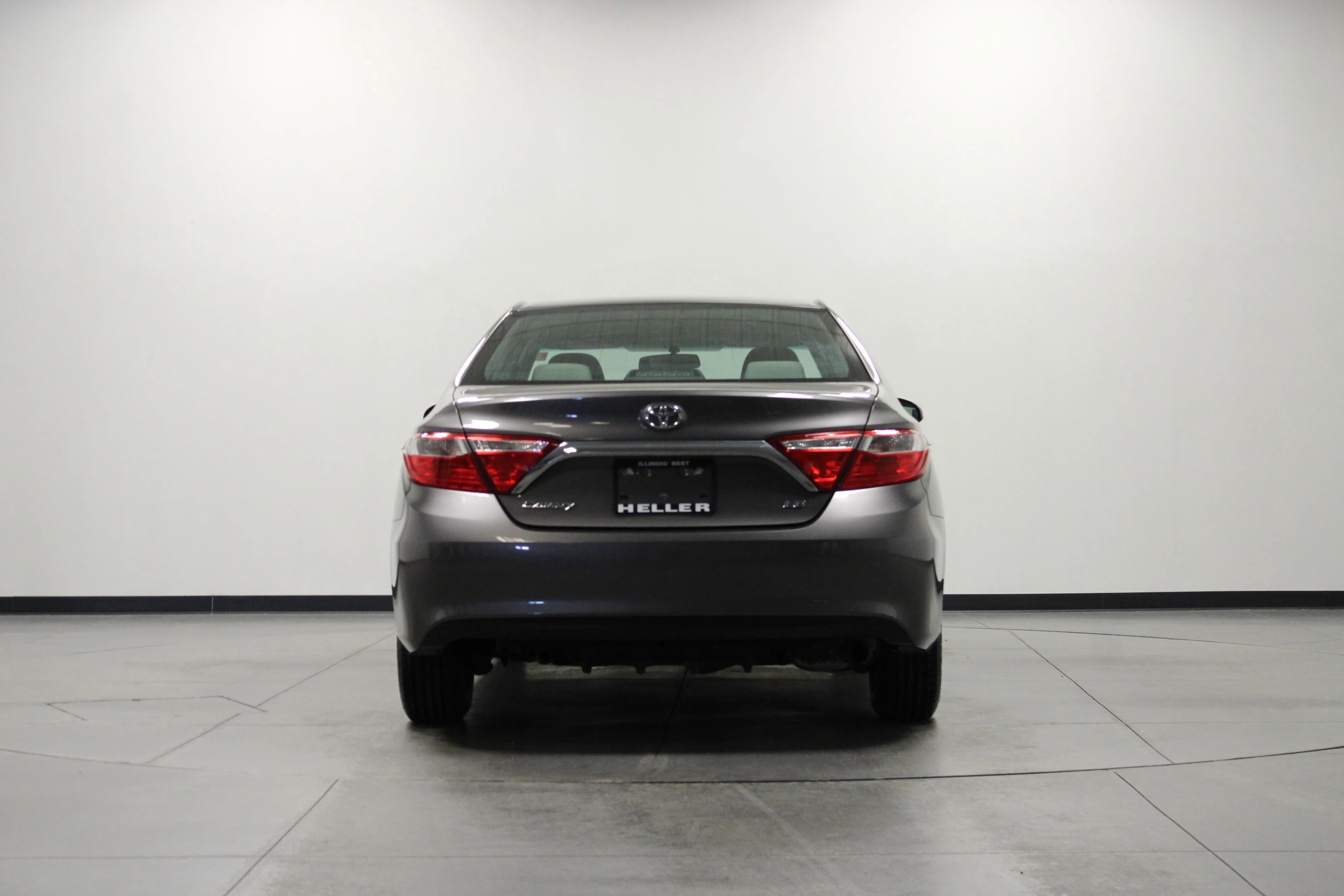 Used 2017 Predawn Gray Mica Toyota LE image 5