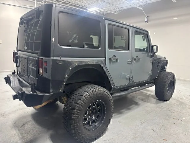 Used 2014 Gray Jeep Unlimited Rubicon image 5