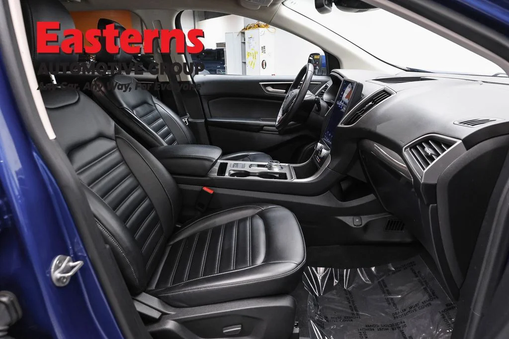 Used 2023 Blue Ford SEL image 23