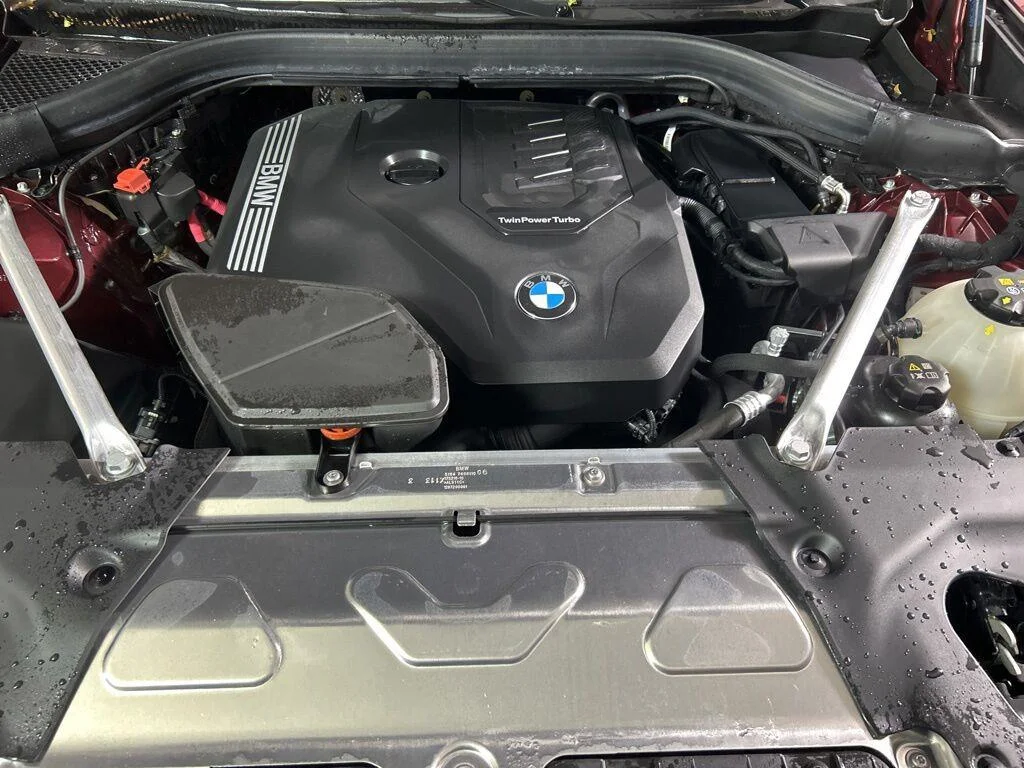 Used 2023 Aventurin Red Metallic BMW xDrive30i image 15