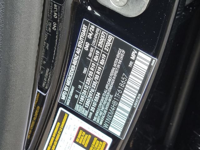 Used 2026 Black Mercedes-Benz GLC 300 image 31