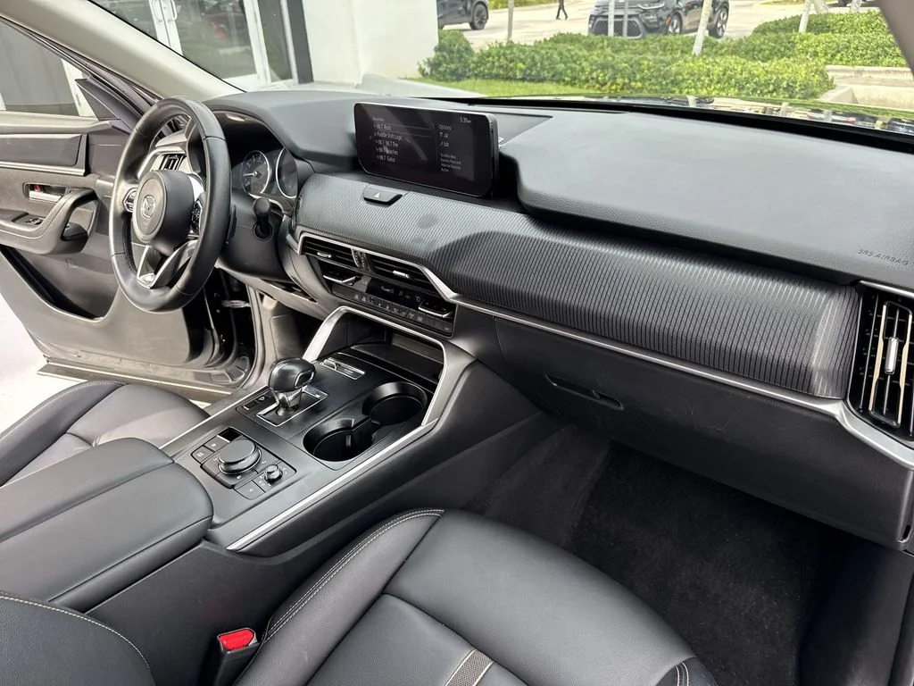 Used 2025 Jet Black Mazda 3.3 Turbo Select image 32