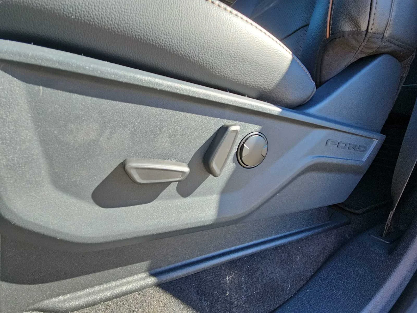 New 2026 Avalanche Ford F-250® Lariat® image 13
