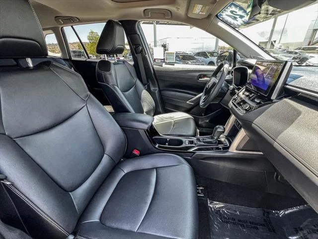 Certified Used 2024 CELESTITE GRAY ME. Toyota  image 15