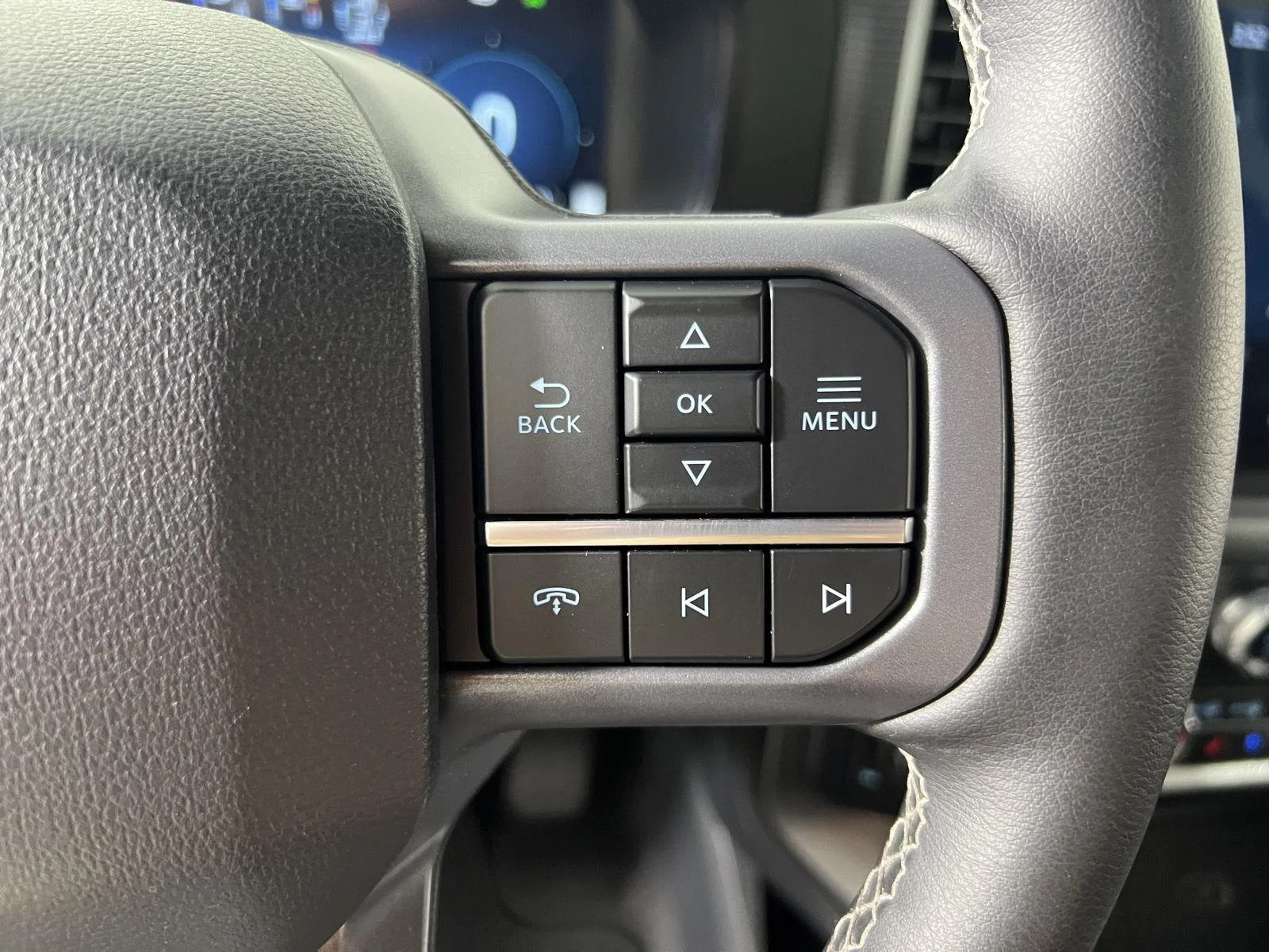 Certified Used 2025 Agate Black Ford LARIAT image 15