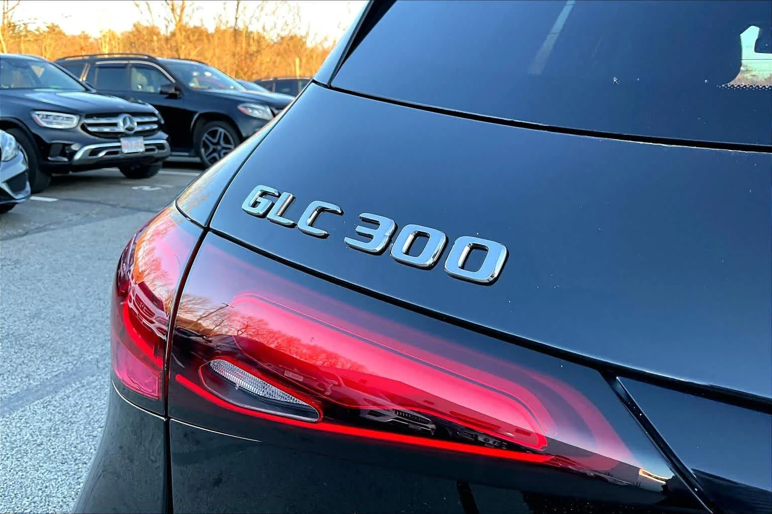 New 2026 Obsidian Black Metallic Mercedes-Benz GLC 300 image 7