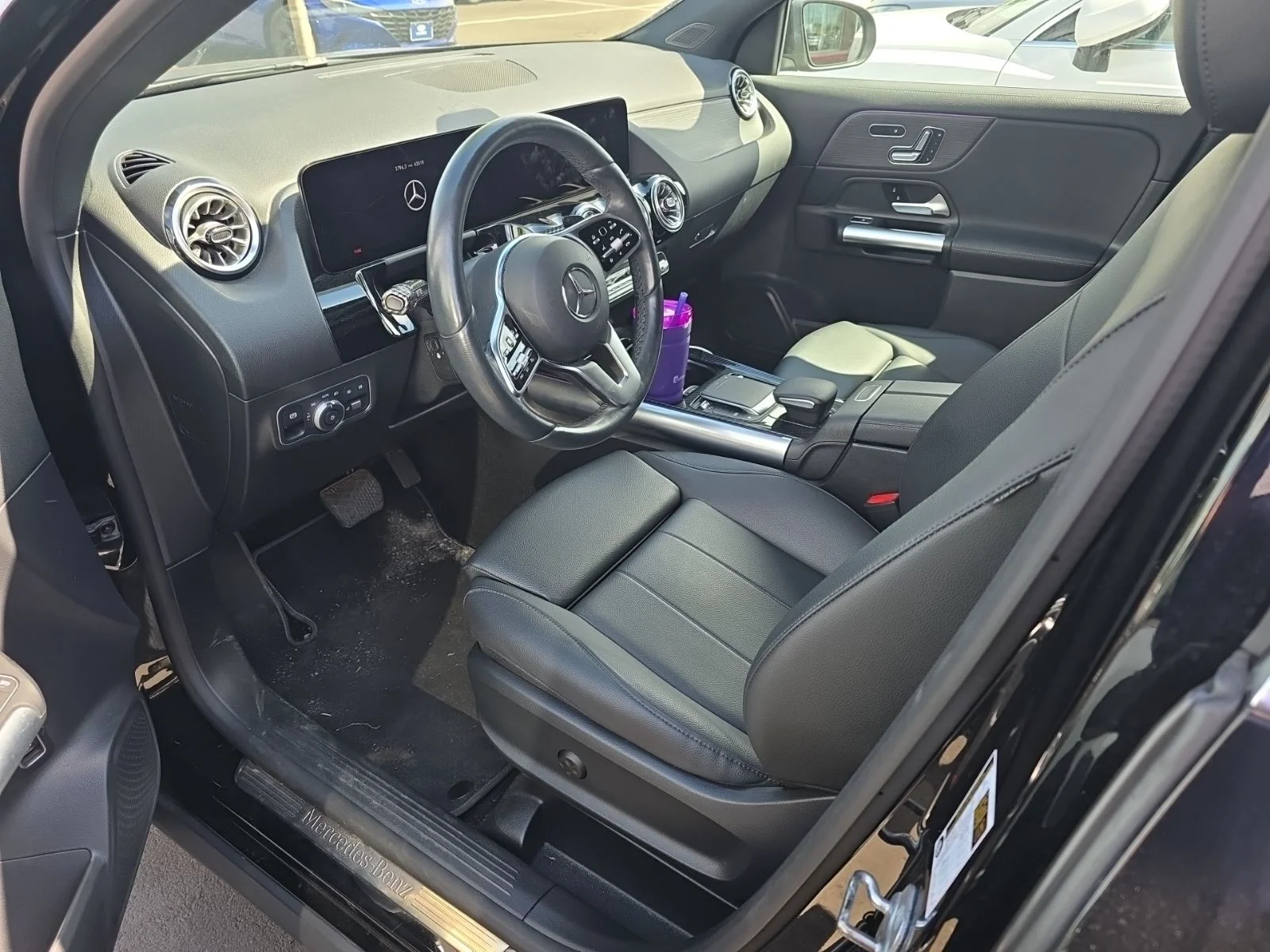 Used 2023  Mercedes-Benz GLA 250 image 3