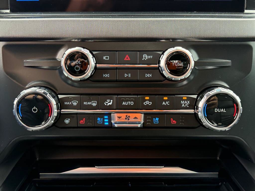 New 2026 Carbonized Gray Metallic Ford F-350® Platinum® image 24