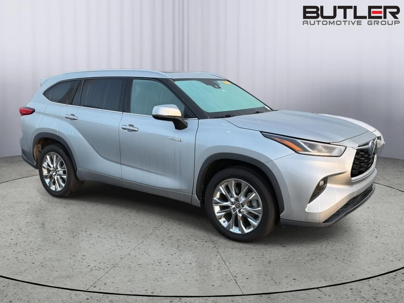 Certified Used 2020 Celestial Silver Metallic Toyota Limited image 6