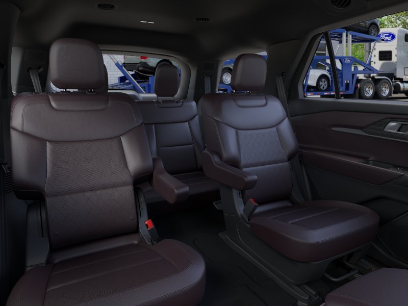 New 2026 Star White Metallic Tri-Coat Ford Platinum™ image 11