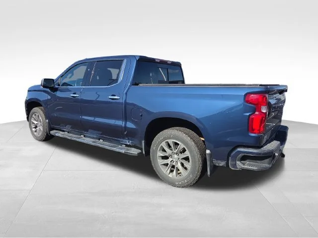 Used 2021 Blue Chevrolet High Country image 3