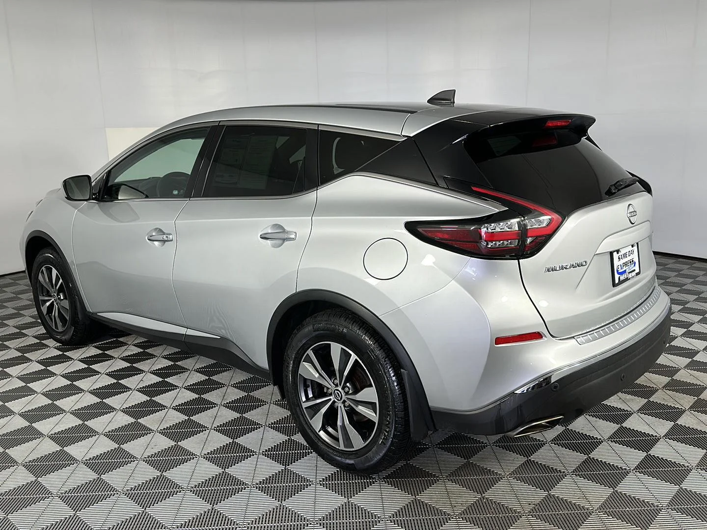 Used 2023 Brilliant Silver Metallic Nissan S image 20