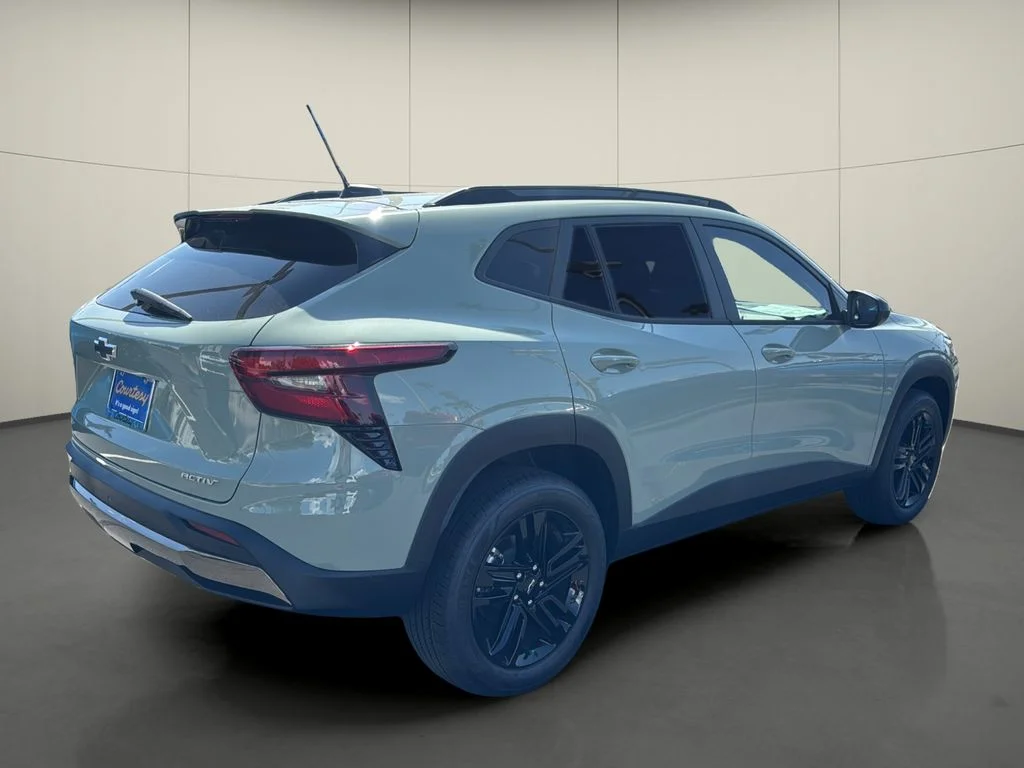 New 2026 Green Chevrolet ACTIV image 7