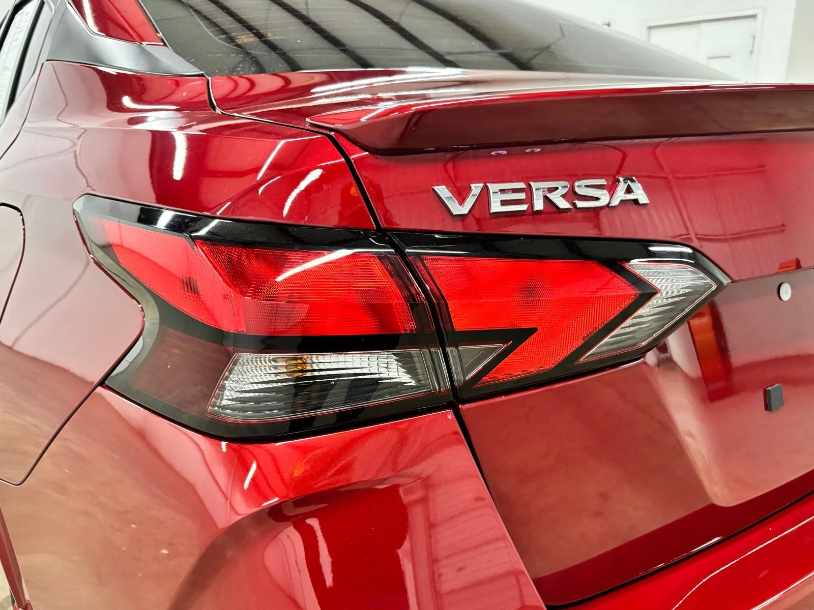 Used 2025 Red Nissan 1.6 SR image 7