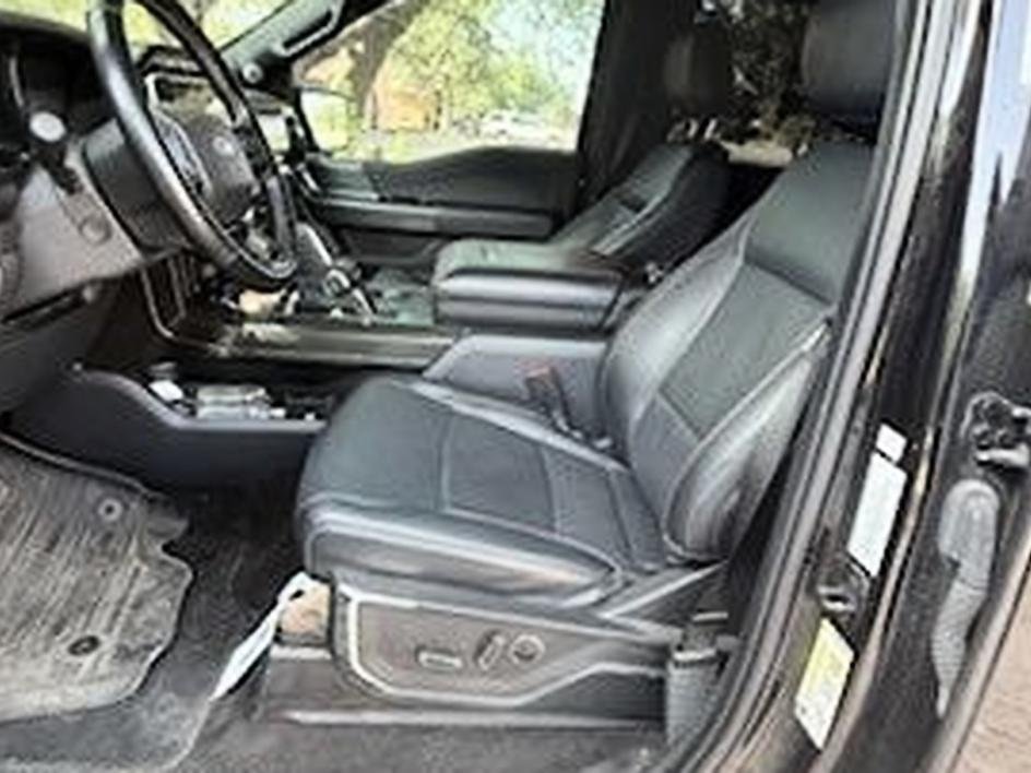 Used 2022 Black Ford Lariat image 2