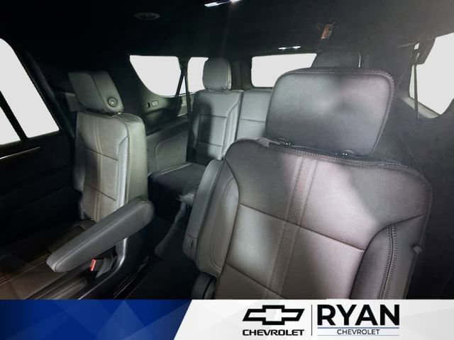 2026 Chevrolet Suburban High Country - Photo 25