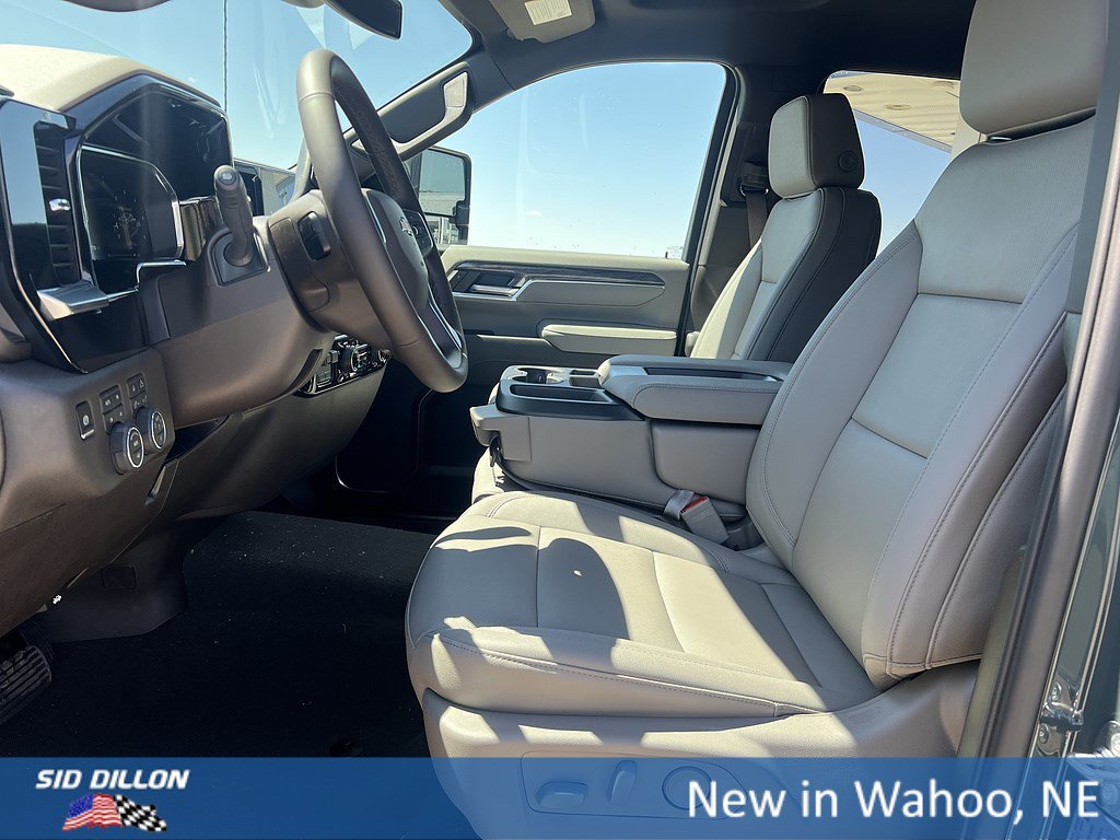 2026 Chevrolet Silverado 2500 HD LTZ - Photo 10
