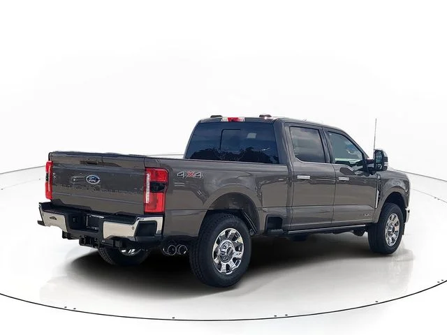 New 2026 Gray Ford Lariat image 5