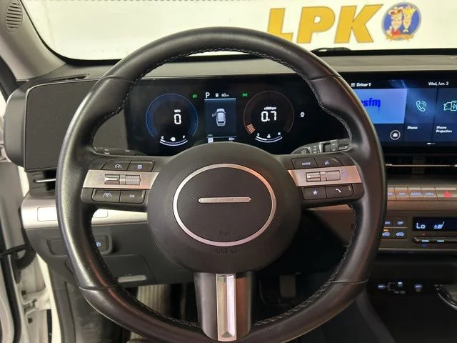 Used 2024 White Hyundai SEL image 16