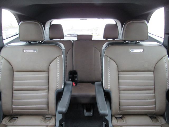 New 2026 Glacier White Tricoat GMC Denali Ultimate image 31