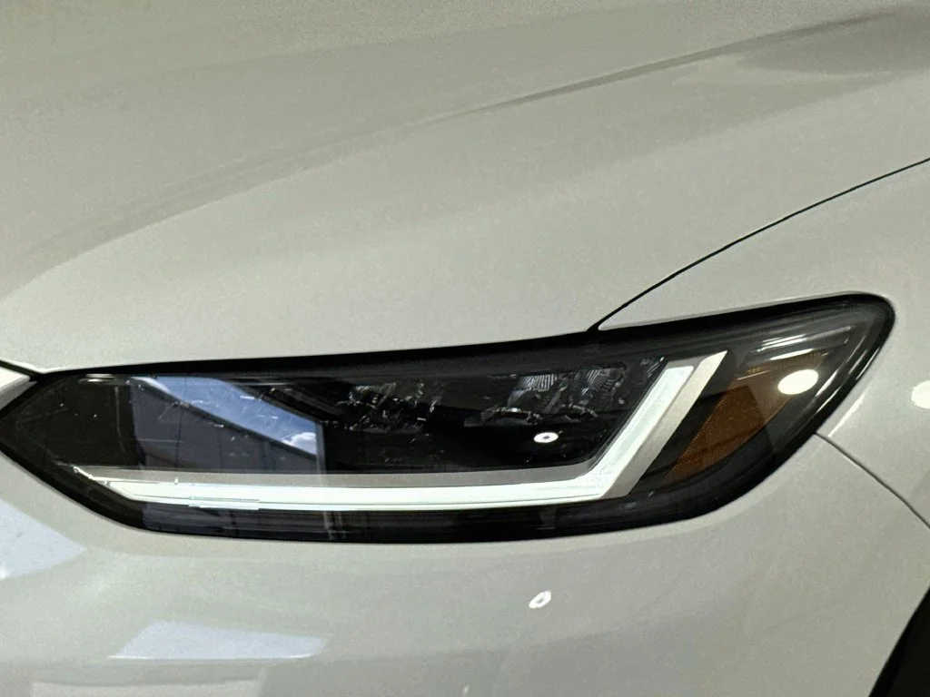 New 2027 Platinum White Pearl Honda EX-L image 11