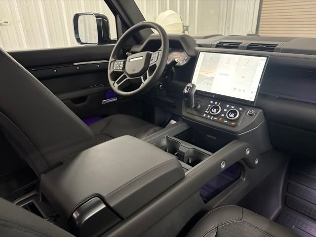 New 2026 Santorini Black Land Rover S image 19