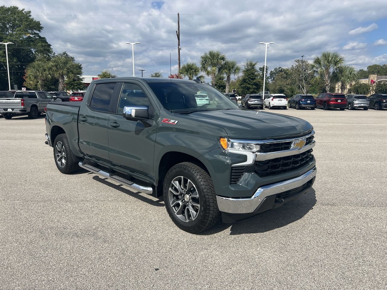 2025 Chevrolet Silverado 1500 LT - Photo 14
