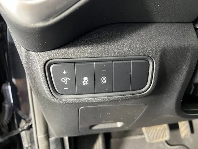 Used 2024 Black Kia LX image 18
