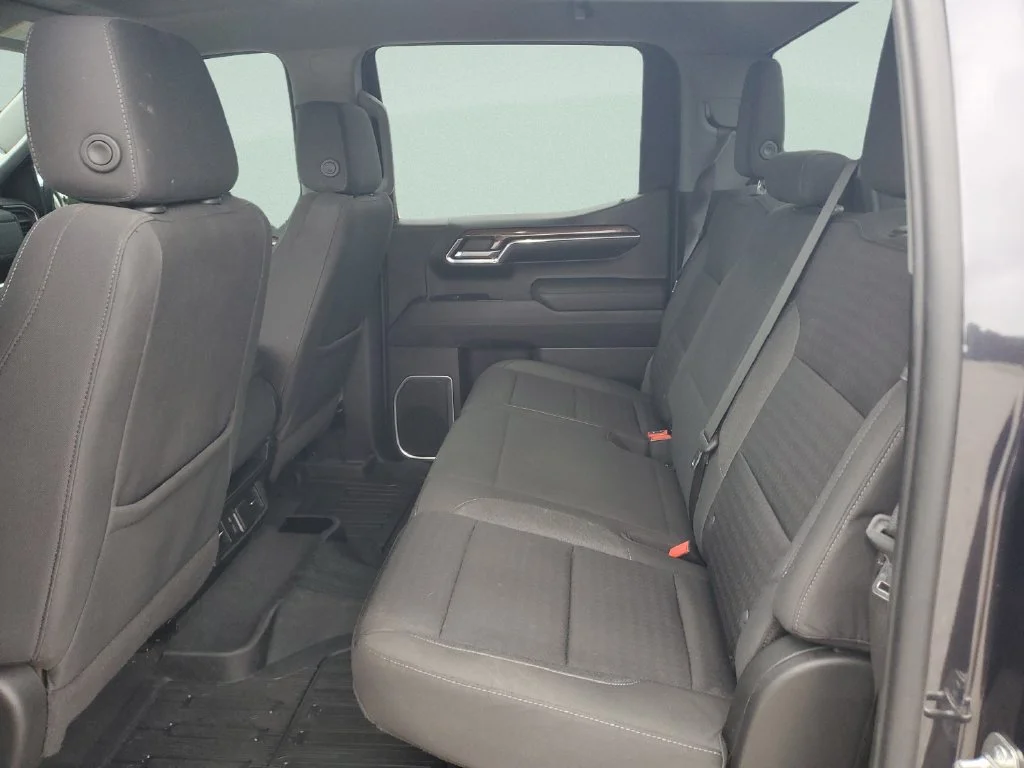Used 2022 DARK ASH METALLIC Chevrolet LT image 9