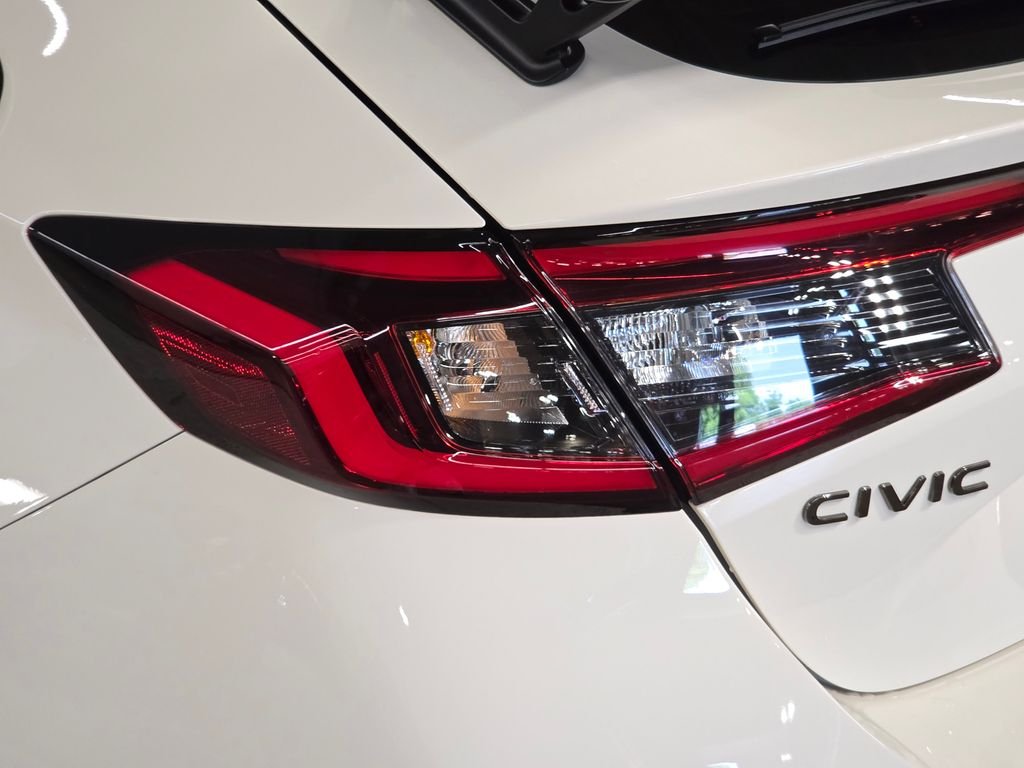 Used 2025 White Honda  image 15