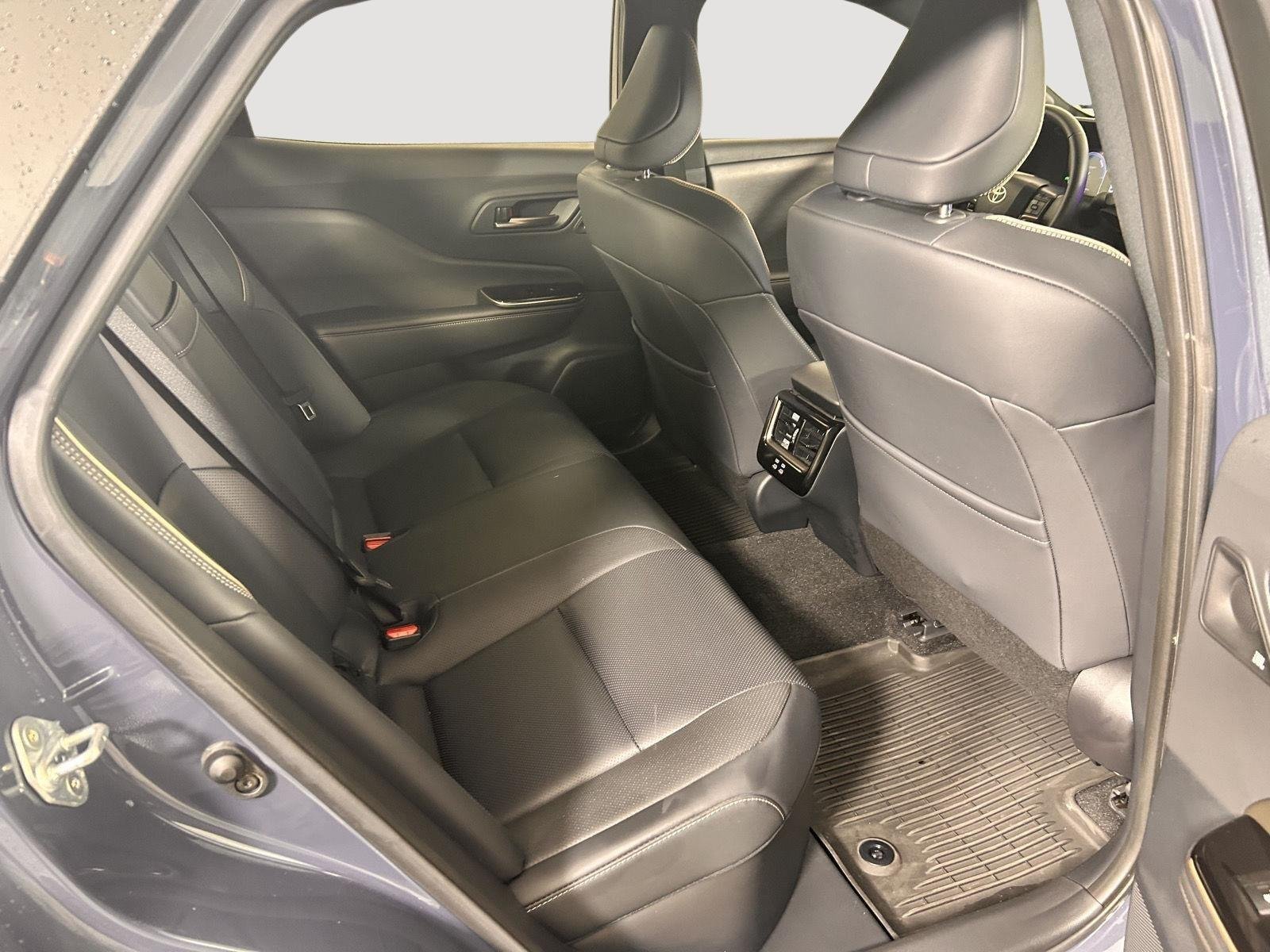 Used 2025 Storm Cloud Toyota Nightshade image 13
