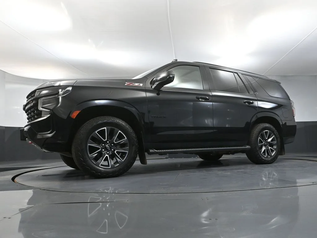 Used 2024 Black Chevrolet Z71 image 53