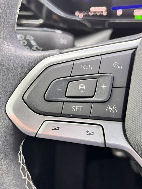 Used 2021 Bright White Clearcoat Jeep Limited image 29
