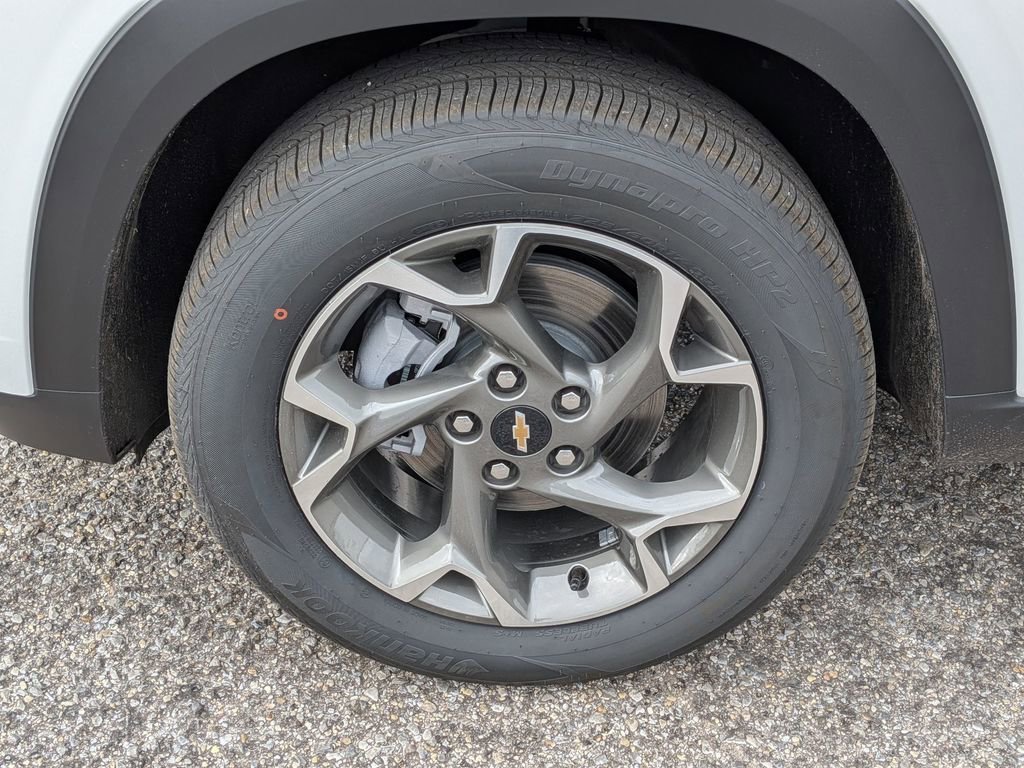 2026 Chevrolet Trax LT - Photo 12