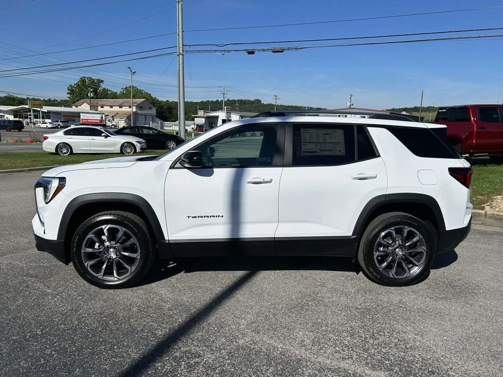 New 2026 Summit White GMC Elevation image 7