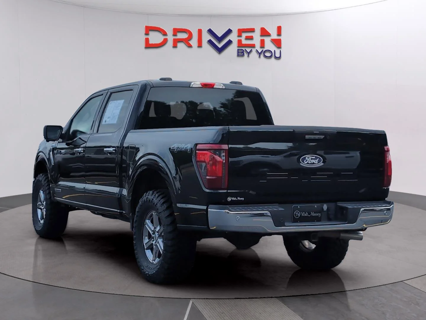 Used 2024 Agate Black Ford XLT image 3