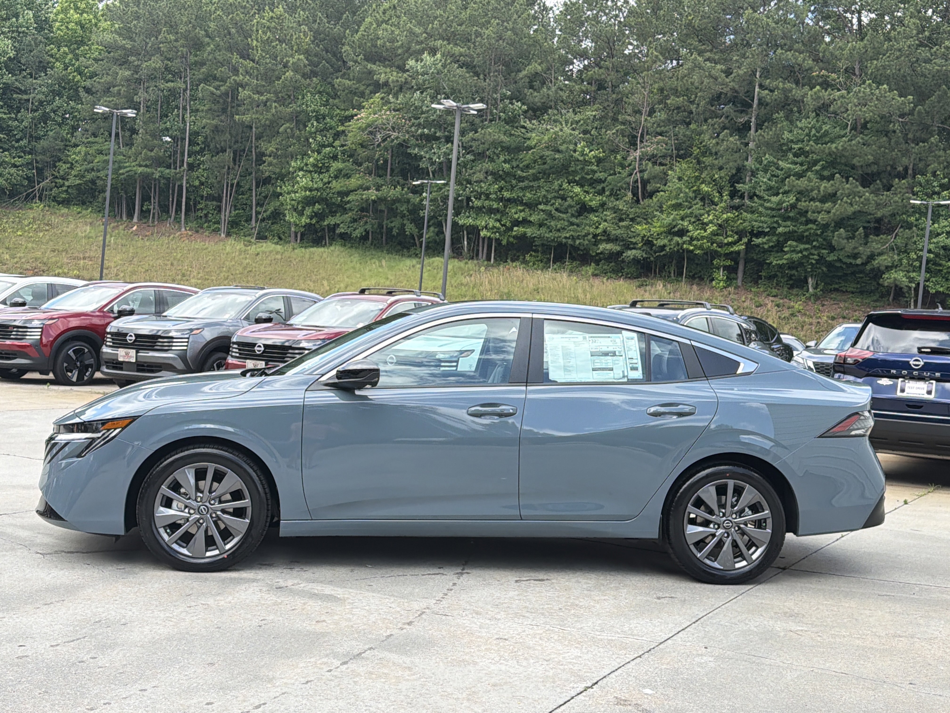 New 2026 Atlantic Gray Metallic Nissan SL image 5