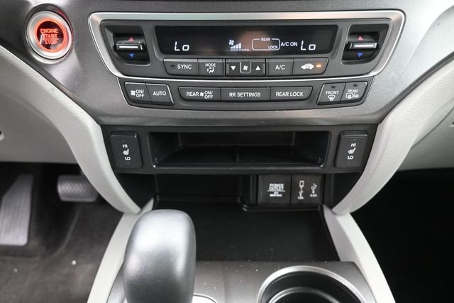 Used 2017 Modern Steel Metallic Honda EX-L image 28