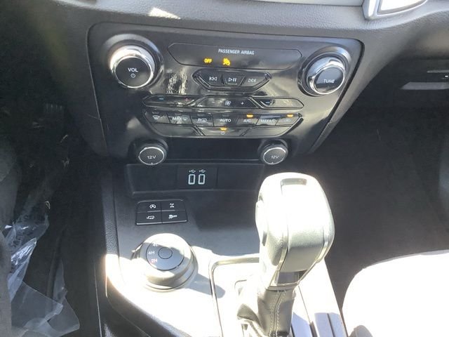 Used 2020 Magnetic Ford XLT image 23