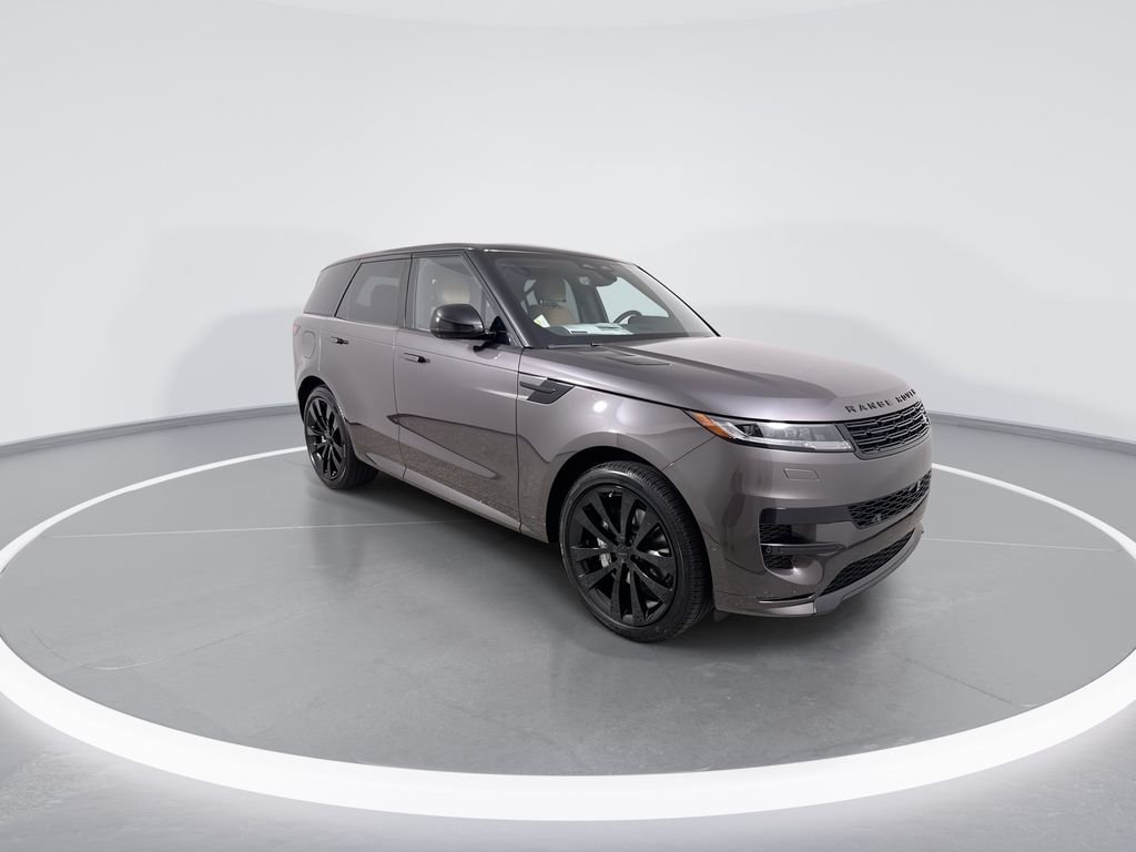 New 2026 Charente Grey Land Rover Dynamic SE image 2