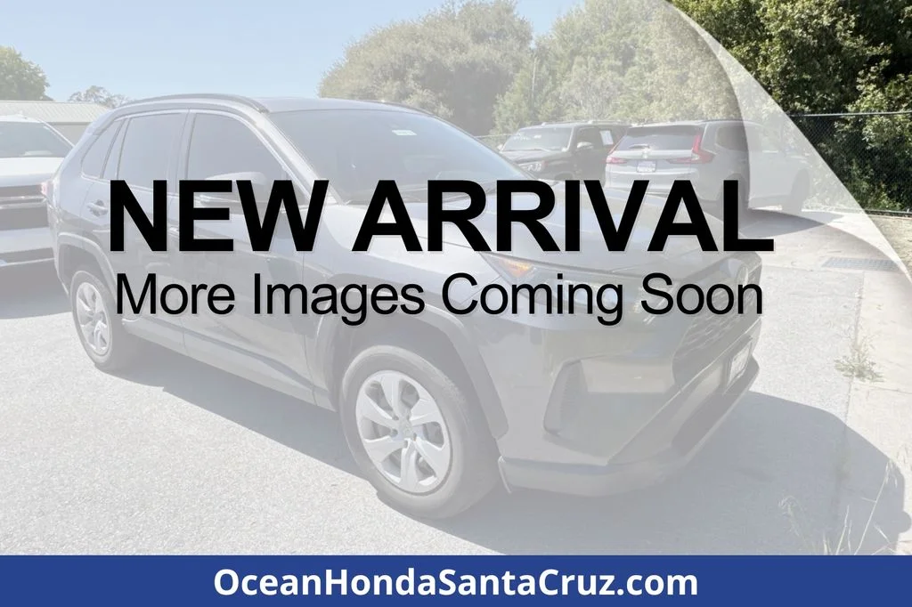 2021 Toyota RAV4 LE FWD's photo